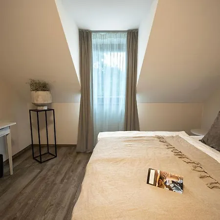 Hotel Wellness Volarik 4*