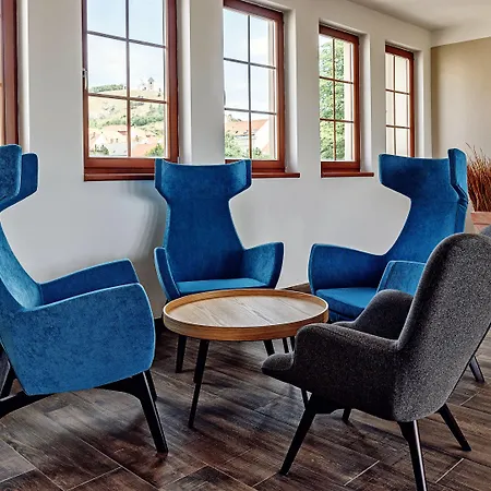 Hotel Wellness Volarik 4*