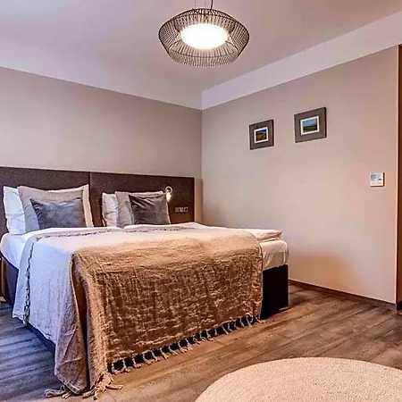 Hotel Wellness Volarik 4*